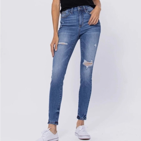 Judy Blue Denim - JUDY BLUE JB88286 Rainbow Embroidered Pocket Skinny Ankle Denim Jeans SIZE 14W